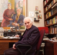 Edmundo Katino nuotraukoje: vaikų pasaulio stebukladarys, buvęs ilgametis Kauno lėlių teatro vadovas ir režisierius Stasys Ratkevičius, įamžintas filme „Mėlyniesiems katilėliams aidint“ Edmundo Katino nuotraukoje: vaikų pasaulio stebukladarys, buvęs ilgametis Kauno lėlių teatro vadovas ir režisierius Stasys Ratkevičius, įamžintas filme „Mėlyniesiems katilėliams aidint“